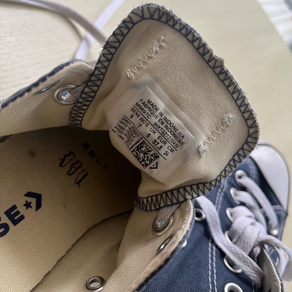 Converse sneakers - Picture 4 of 5